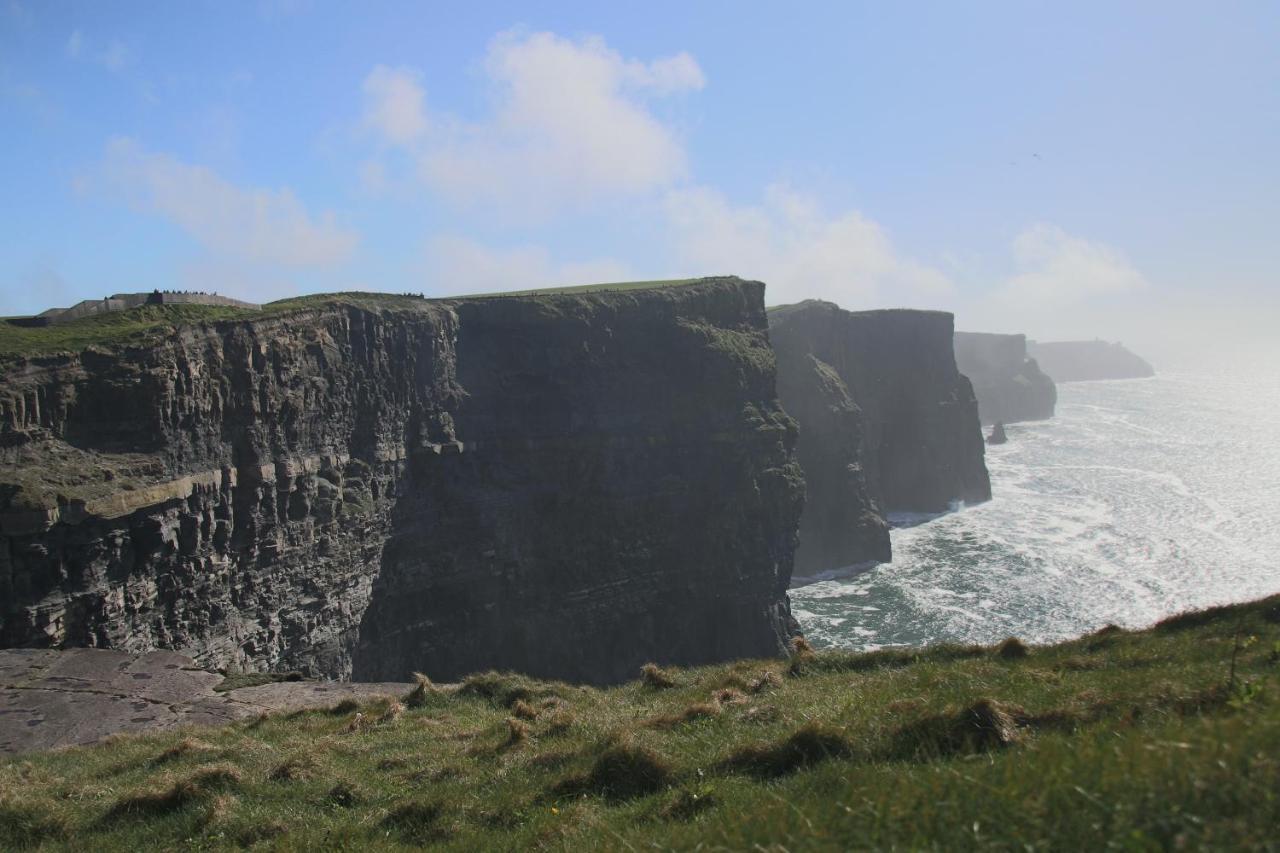 Vila The House On The Hill Kilrush Exteriér fotografie